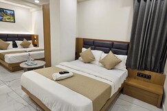 HOTEL SUNRISE., Sanand