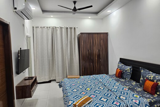 Studio apartment Fully furnished