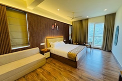 ROYALE BY HONEYCOMB, Idukki