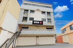 Hotel O Metro, Rajkot