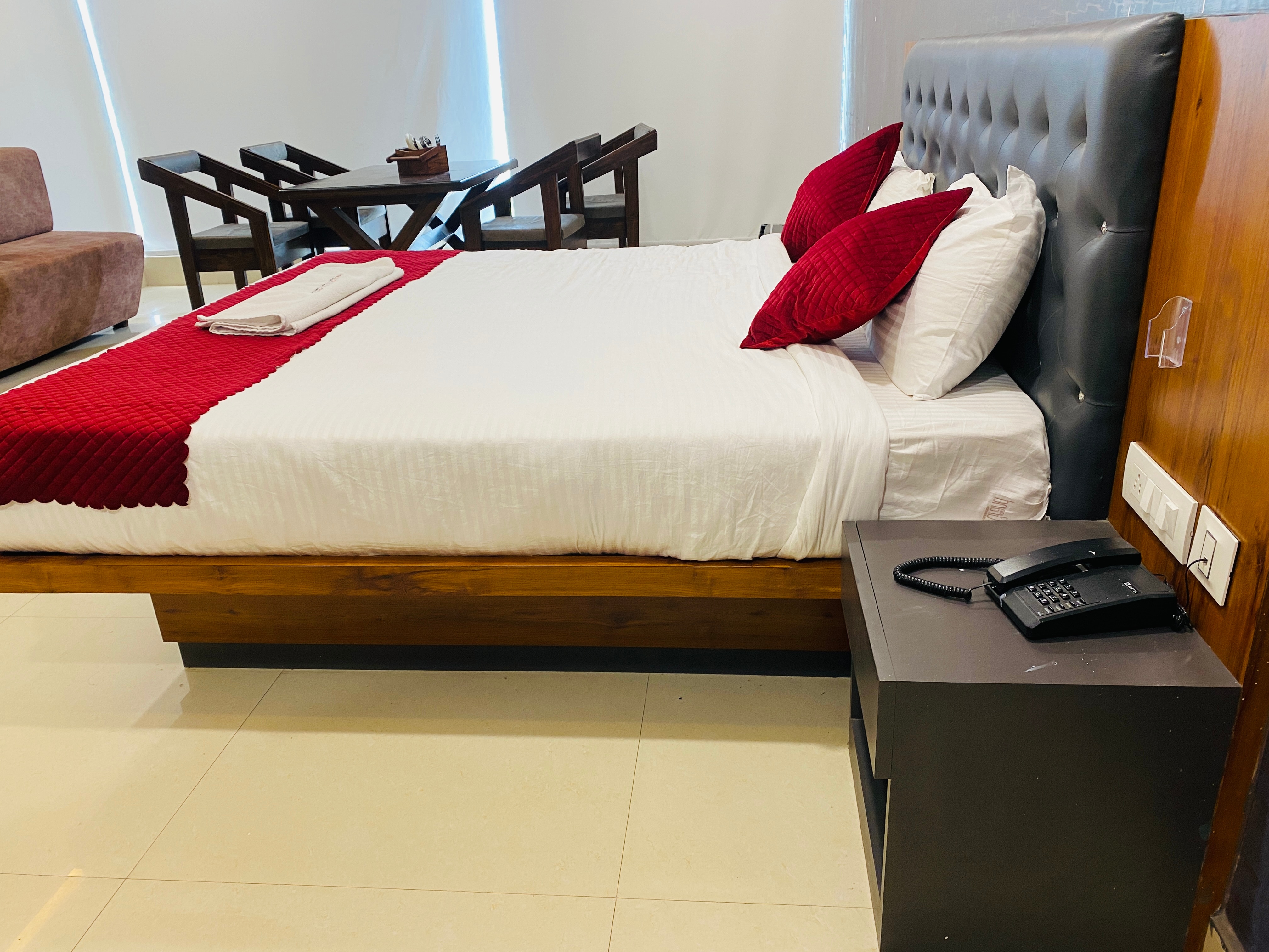HOTEL SAARADHI GRAND - Tap to explore photos