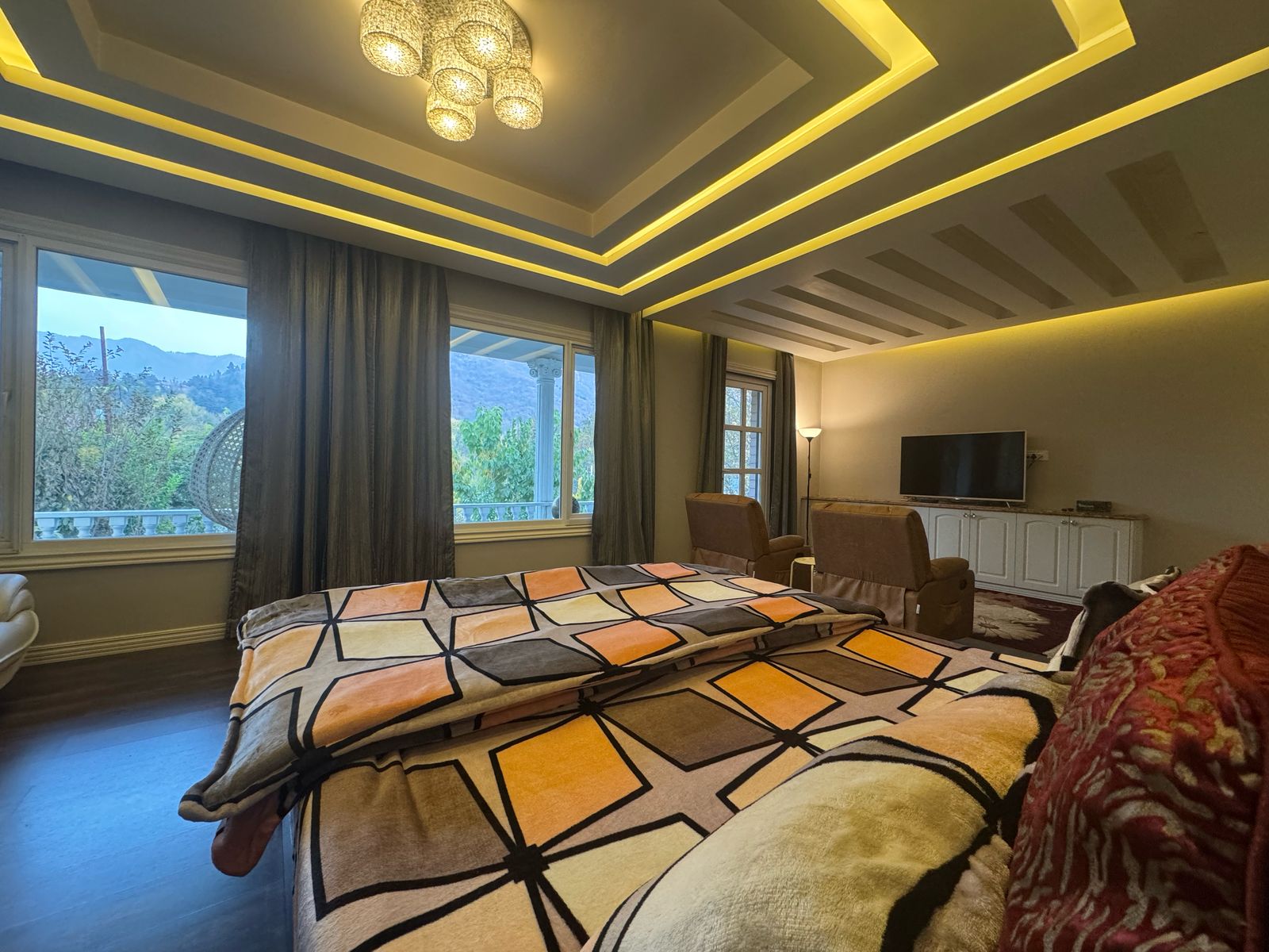 Four Winds- Entire 2BHK Apartment - Tap to explore photos