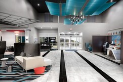 Holiday Inn Express & Suites - Charlotte Airport, Gaston