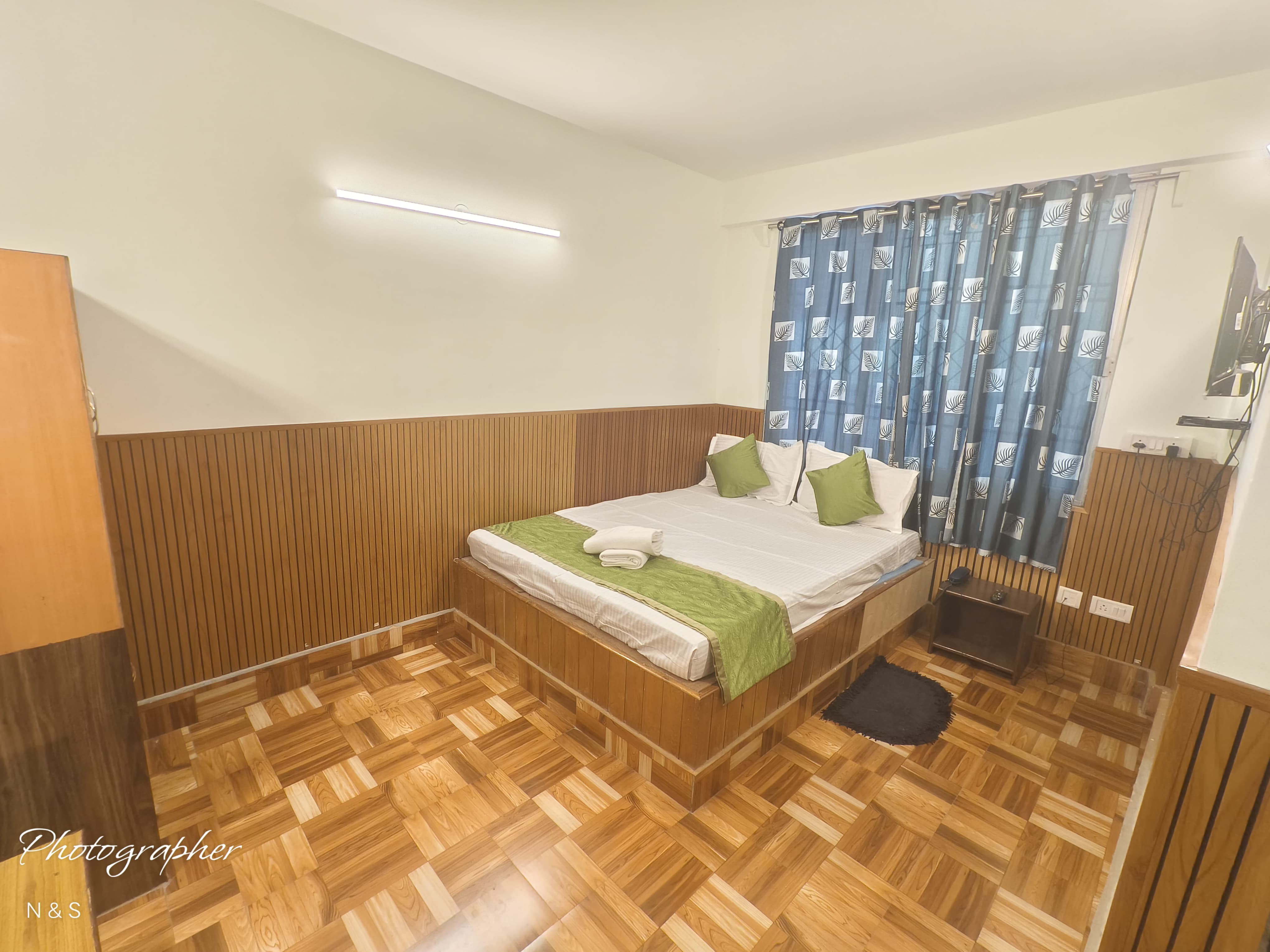 Hotel kanchan Norbu - Tap to explore photos