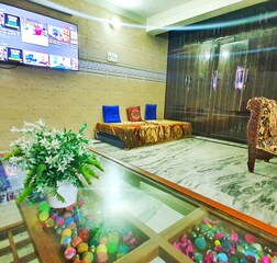living room with dining table and smart tv