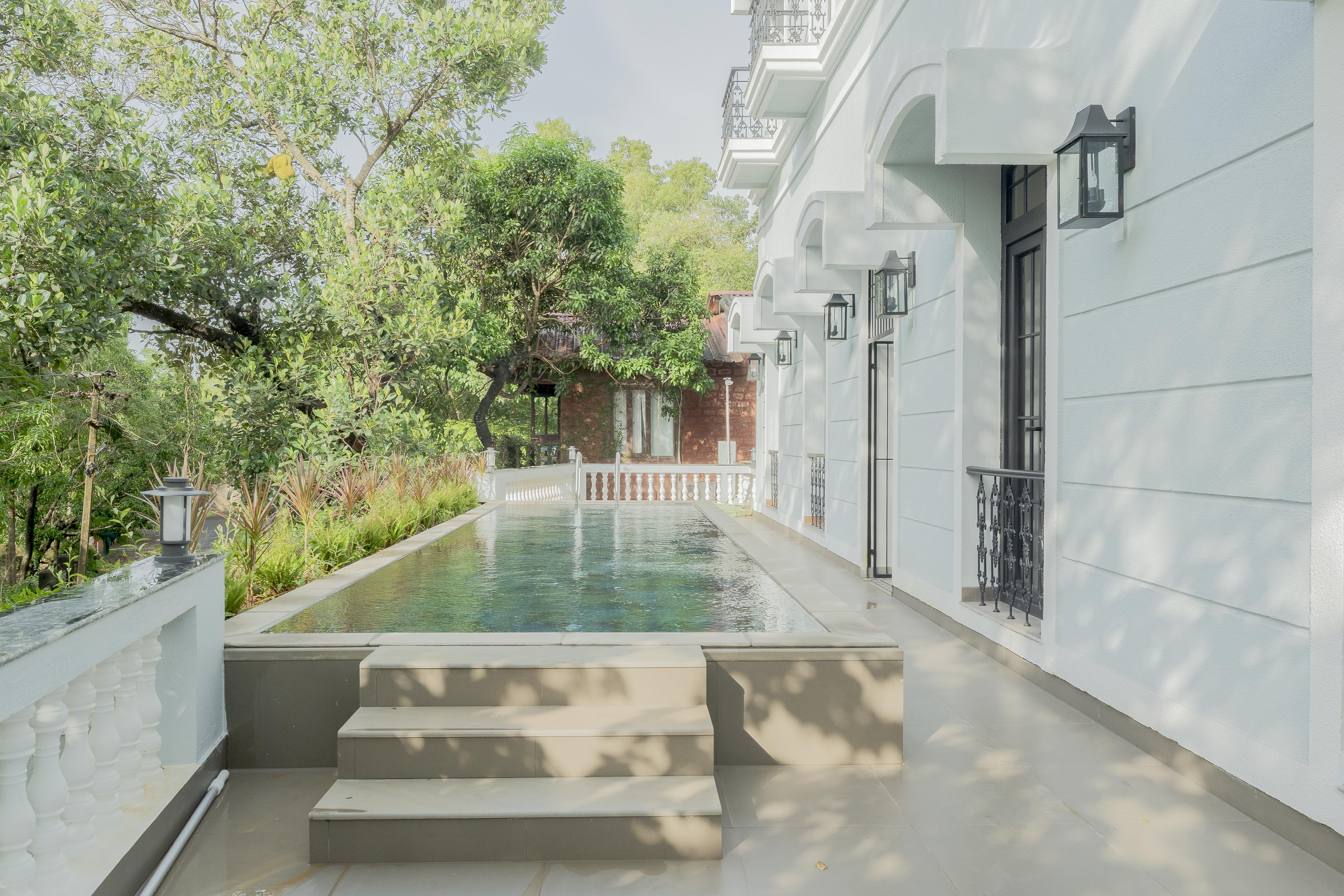 Stylish 3BHK Duplex Apartment in Goa's Beverly Hills | Hireavilla - Tap to explore photos