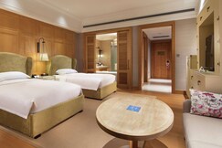 Hilton Wenan, Langfang