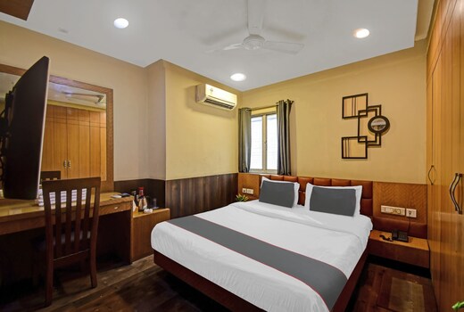 Super Collection O Avenue Regency Near Kalighat Kali Temple