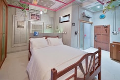 Townhouse Jasaen Stylish Boutique Hotel, Bangkok