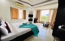 Premier Room