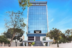Super Townhouse Lohegaon Near Pune Airport Formerly Landmark Regency, Pune