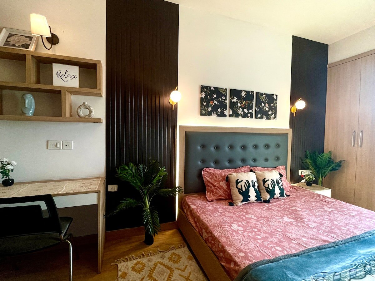 Luxurious stay in sector168 - Tap to explore photos