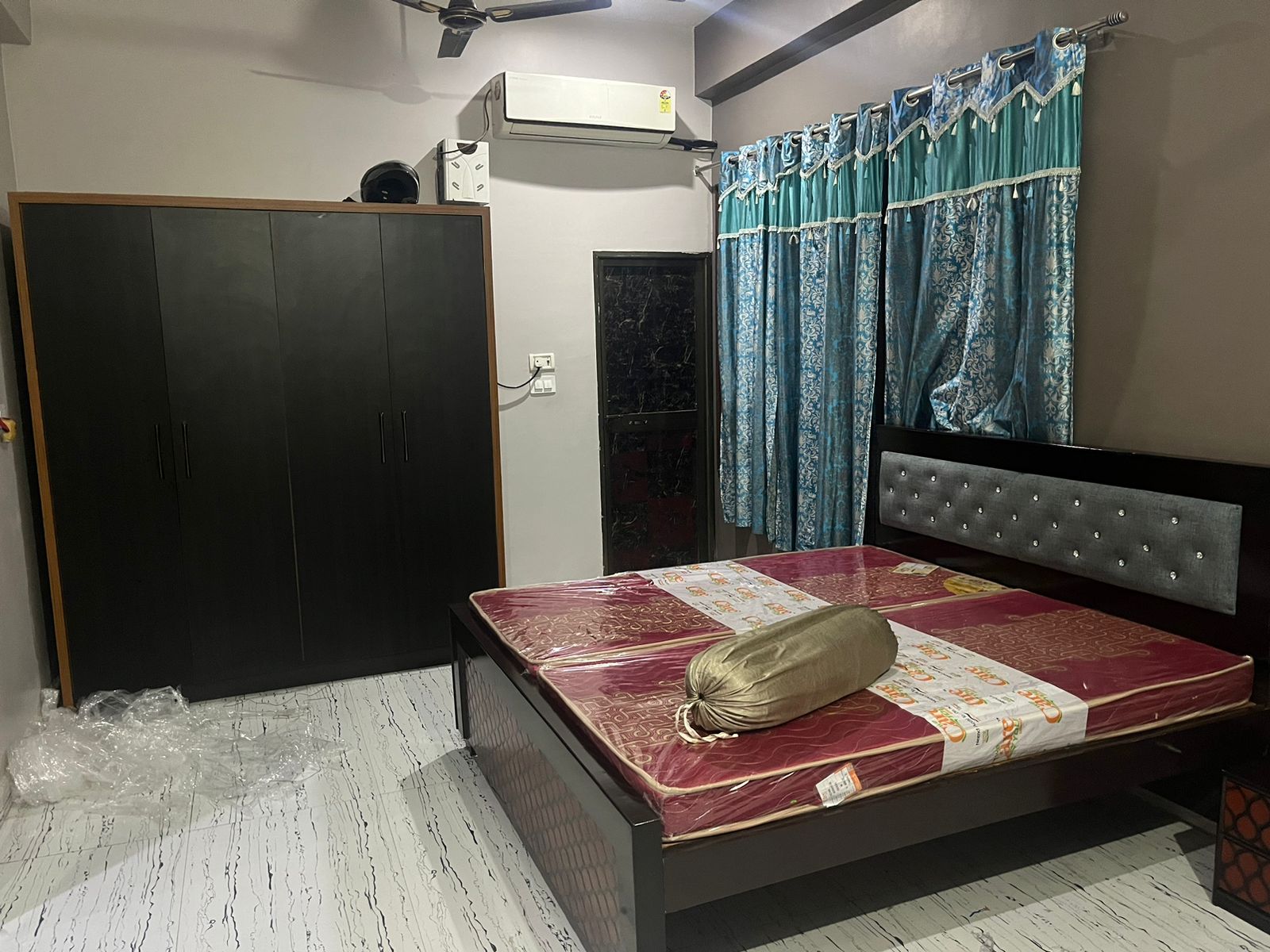 Ayodhya Nilayam Premium Stay - Tap to explore photos