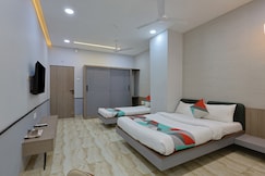 Hotel Shiv Vatika, Surat