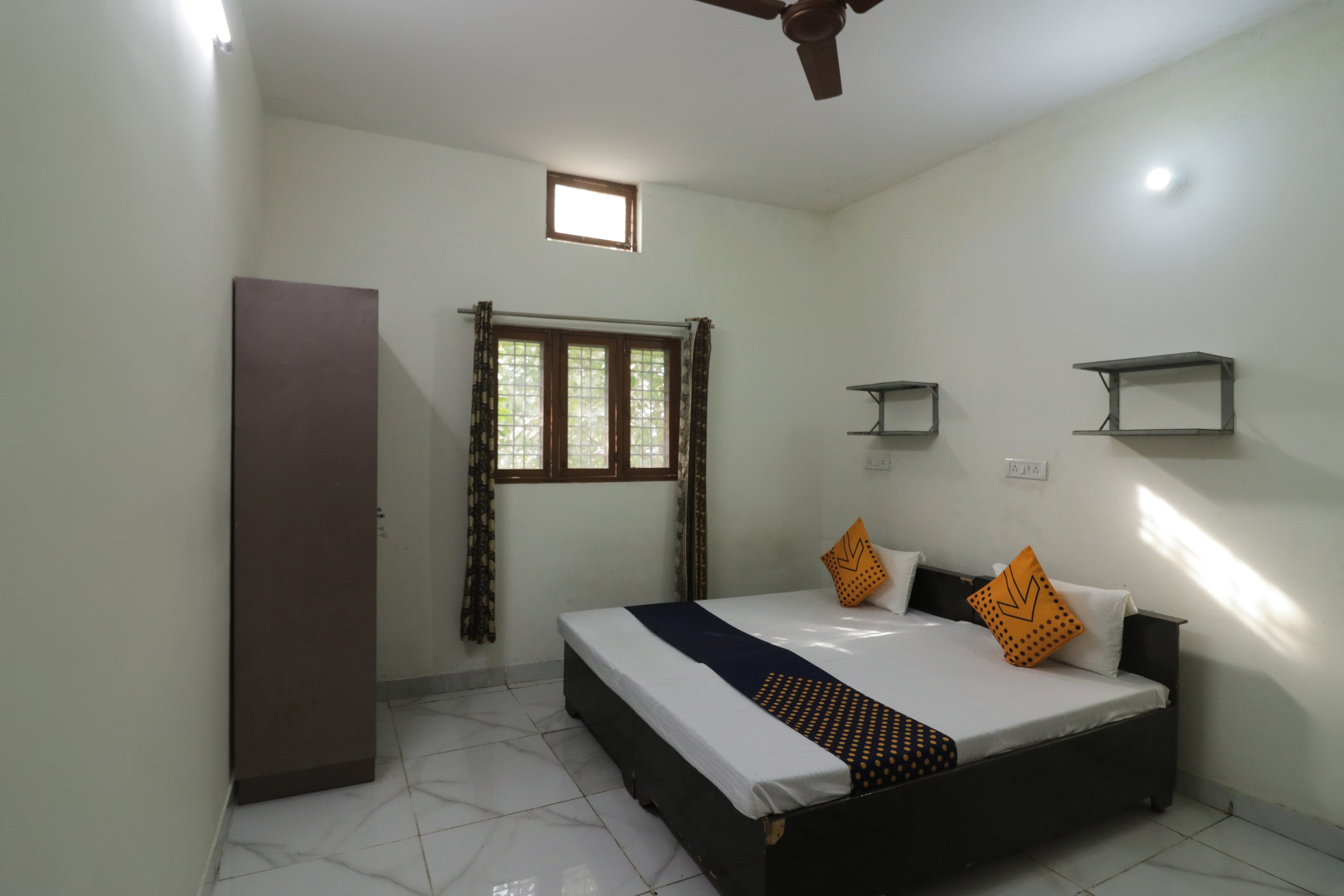 SPOT ON Sneha Home Stay - Tap to explore photos