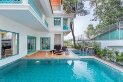 Ivory 5 BHK Private Pool Luxury Villa By Vio Stays, Goa