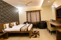 Hotel Sunshine Inn, Mughal Sarai
