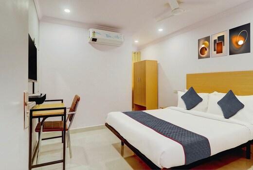 Super Townhouse SR Nagar Near RCC Premier