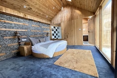 Dreamscape Jibhi | 10min Walk from Main Rd, Jibhi