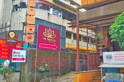 Hotel Make My day, Navi Mumbai