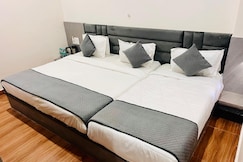 HOTEL HARI KRIPA DHAM NEAR PREM MANDIR VRINDAVAN, Vrindavan