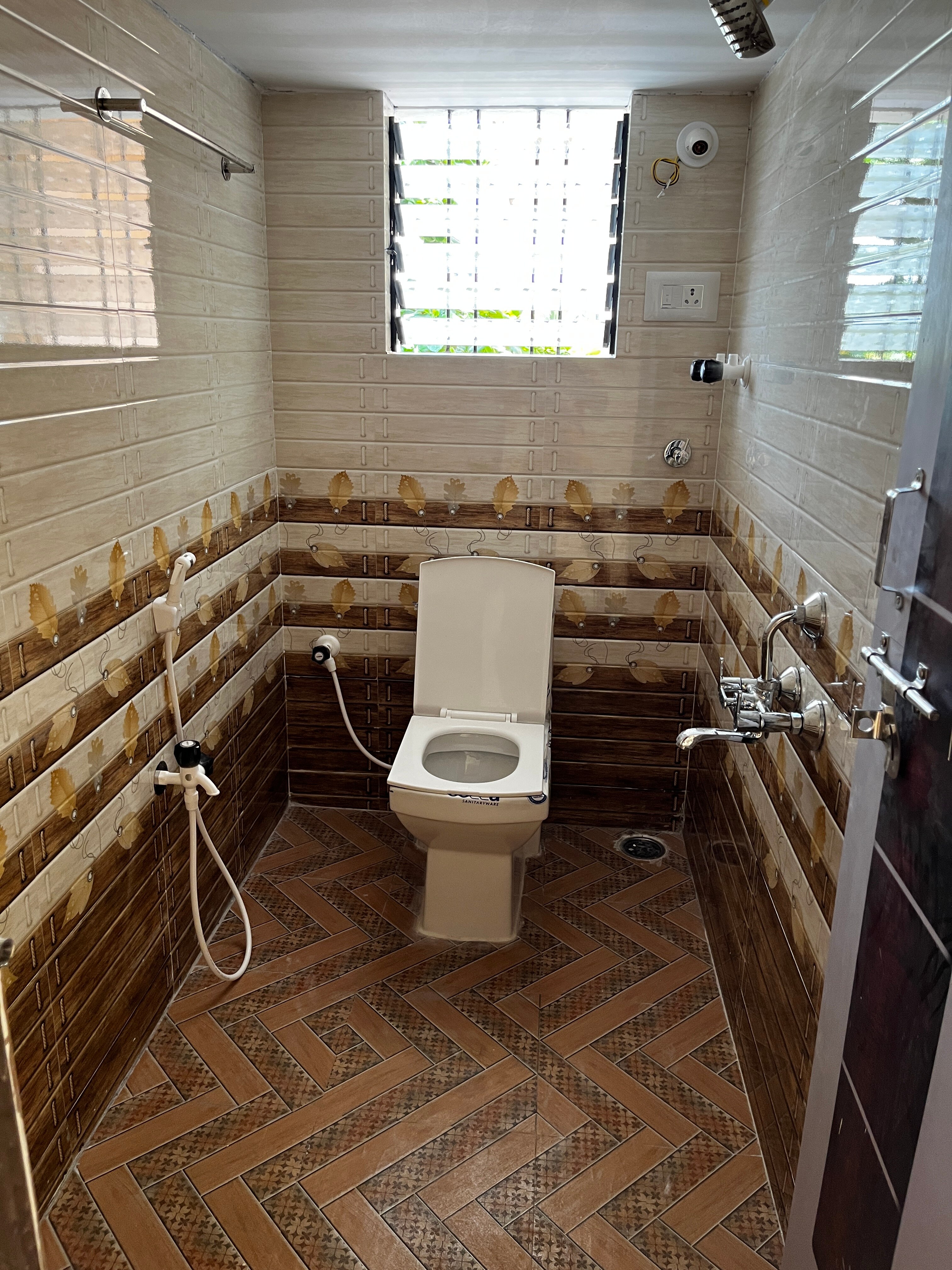 Hospet Home Stay - Tap to explore photos