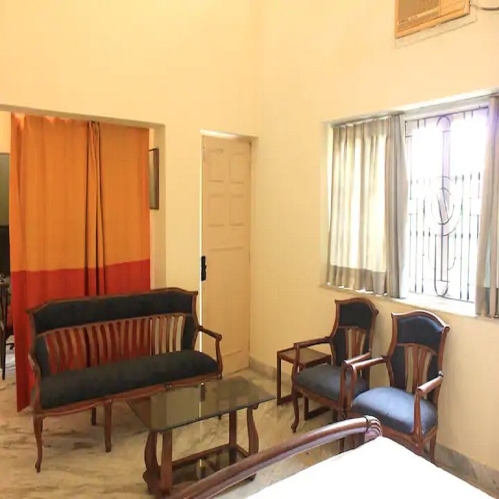 Relaxing peaceful abode in Raichak | 2 bedrooms - Tap to explore photos