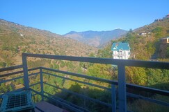 Pahadi Pitstop, Nerua