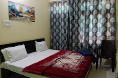 Satya Inn near Khade Hanuman Mandir, Prayagraj