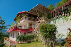 Magpie Retreat | Rooms & Caretaker, Mukteshwar