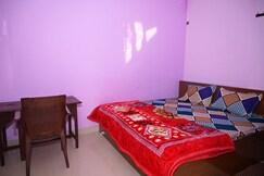 RADHEY KRISHNA PAYING GUEST HOUSE, Ayodhya