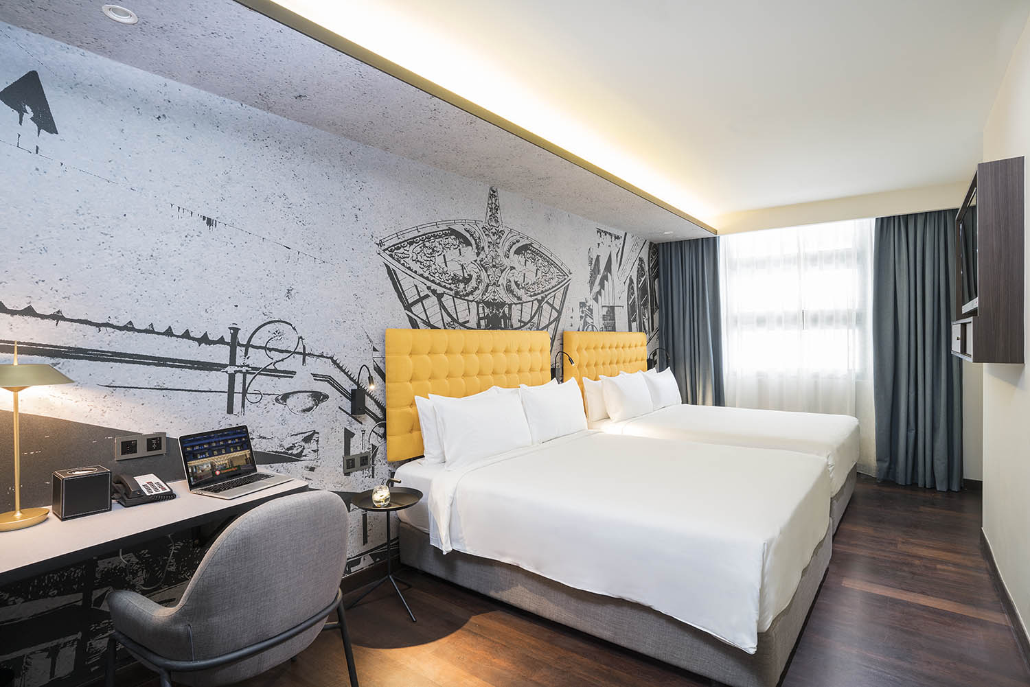Travelodge Kuala Lumpur City Centre - Tap to explore photos
