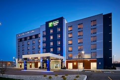 Holiday Inn Express & Suites Windsor East, Lambton