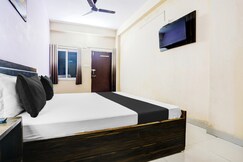 Hotel O Girdharwal Resort, Baran