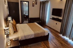 Garnet suites and resorts , Vrindavan