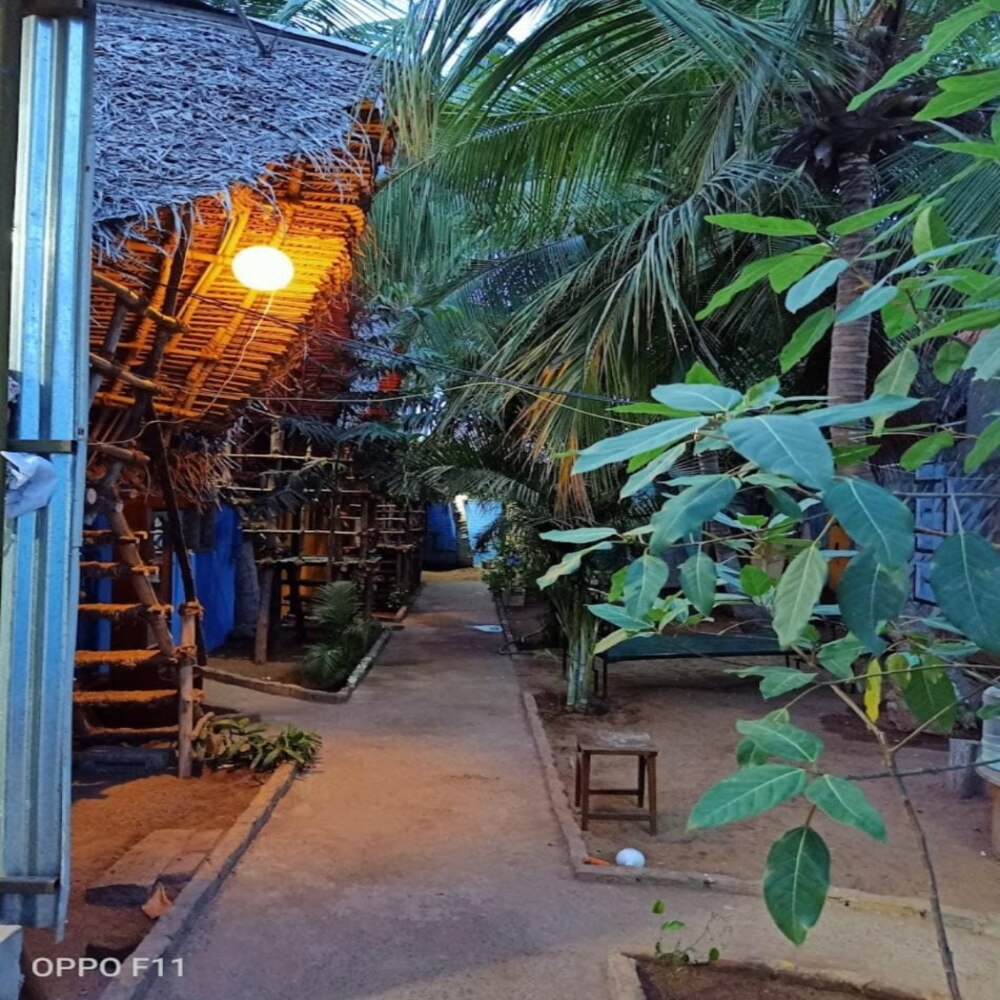 Sri sandhiya bamboo cottage - Tap to explore photos