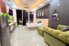 Apex stays, Greater Noida