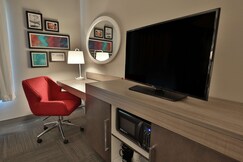 Hampton Inn & Suites Asheville Biltmore Area, NC, Buncombe