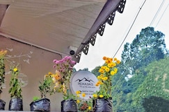 Charming Chaos, Darjeeling