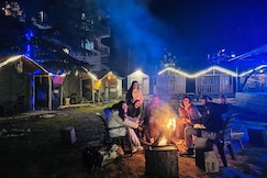 Asher Woods, Gushaini