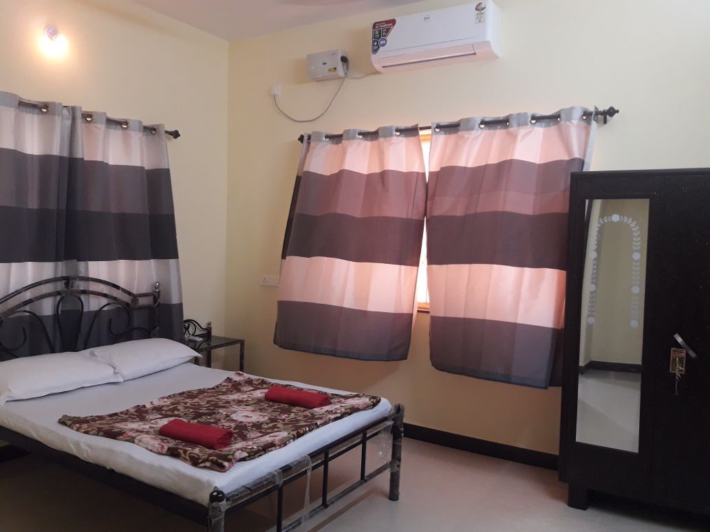 Maxen Service Apartment |1 BHK with Kitchen - Tap to explore photos