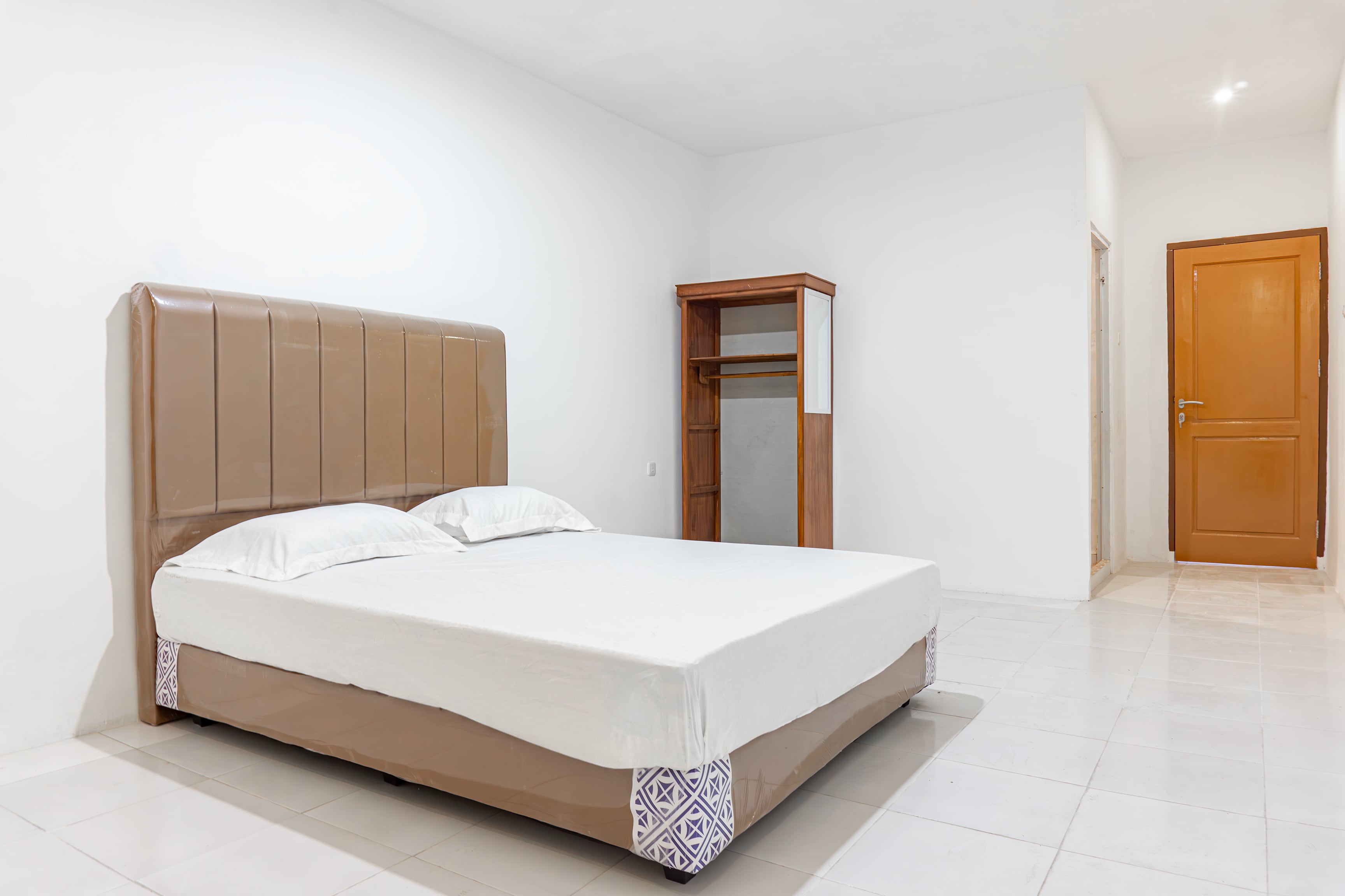 Hotel O Enjoy Homestay & Cafe - Tap to explore photos