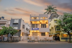 FabHotel Moon Residency, Kolkata