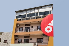 Hotel O Madhur Inn, Indore