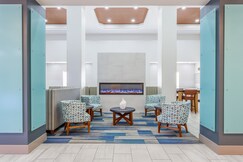 Holiday Inn Express & Suites WILLIAMSBURG, Gloucester, Virginia