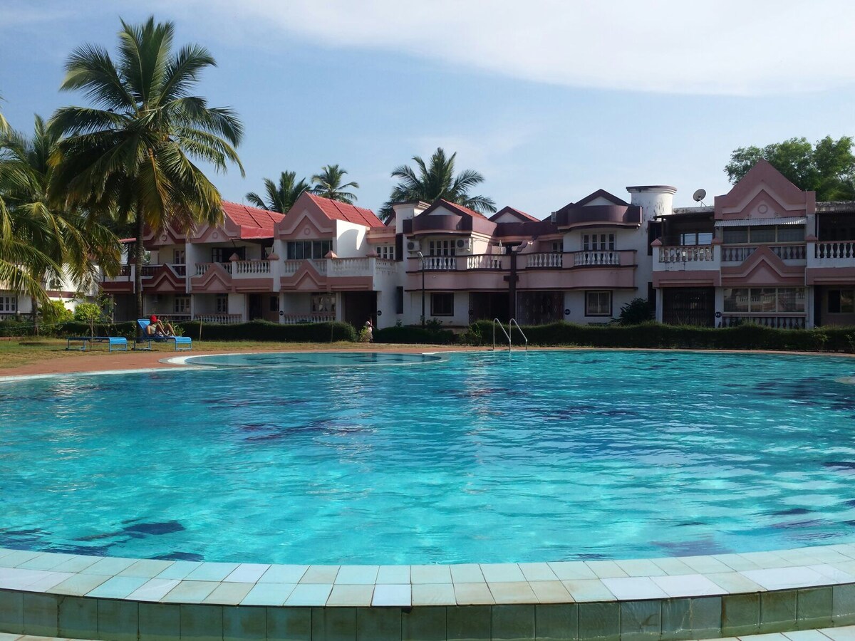 Lotus 2 Bedrooms Beach side Family AC Apartment - Tap to explore photos