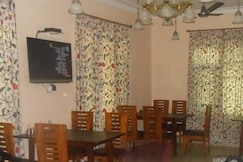 Hotel Inland, Srinagar