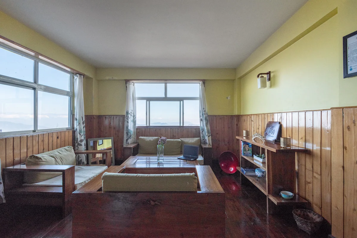 Neora Apartment Orange Pekoe, Darjeeling