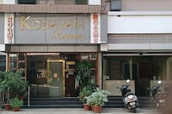 Kodavath Regency, Cochin