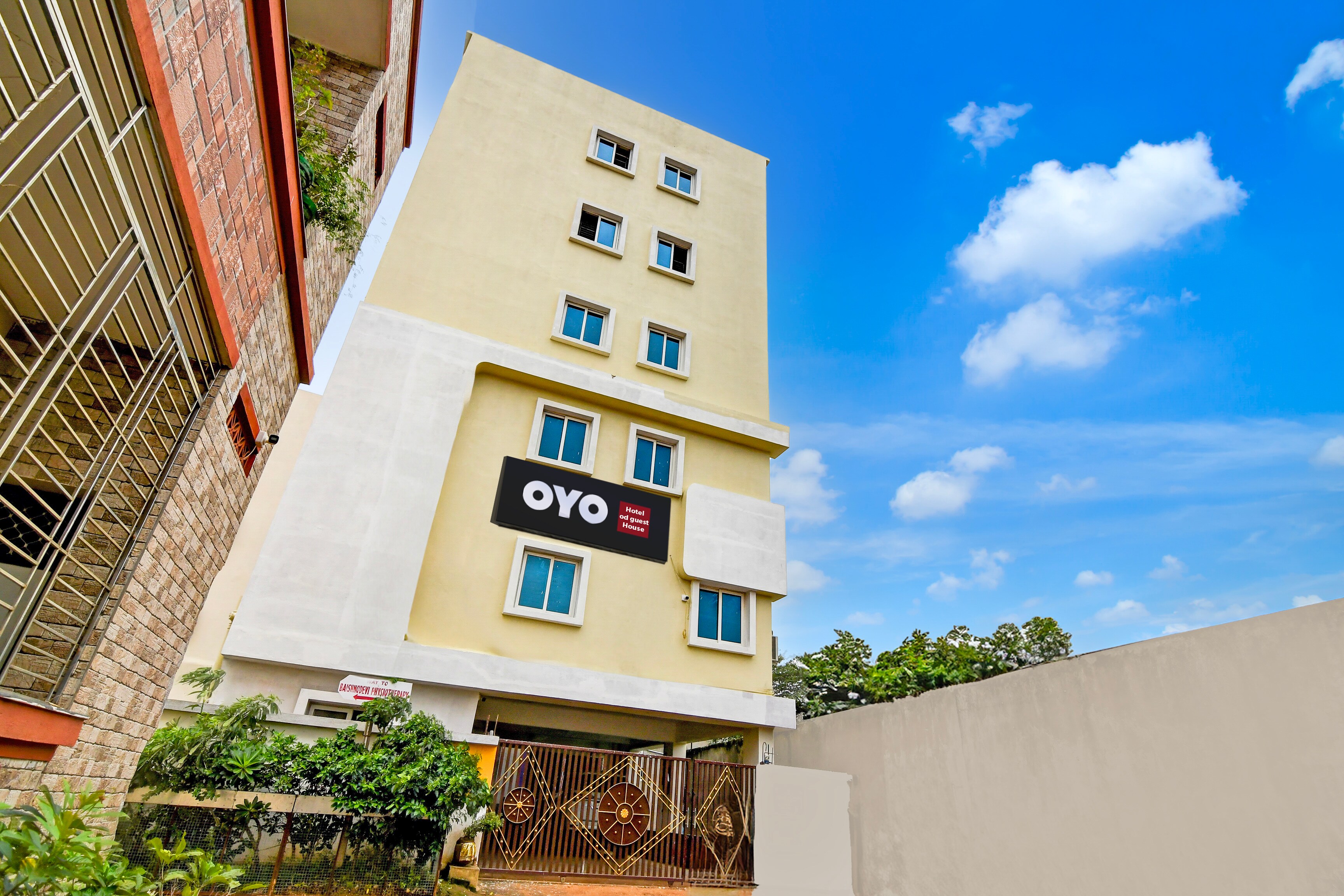 Hotel O OD Guest House - Tap to explore photos